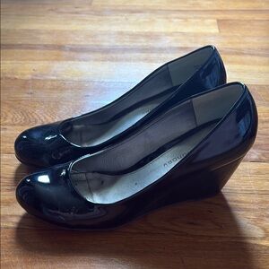CL by Laundry Black Patent Leather Wedge Pumps